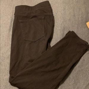 Women’s plus size jeggings
